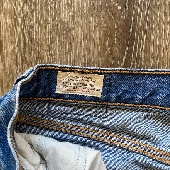 Levi’s Wedgie Straight Jean - Picture 15 of 16